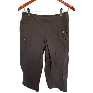 Helly Hansen Men's gray bermuda Pants size 28